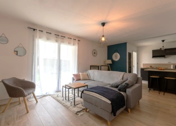 Appartement T3 de 56m² à louer meublé avec terrasse et garage à Nantes